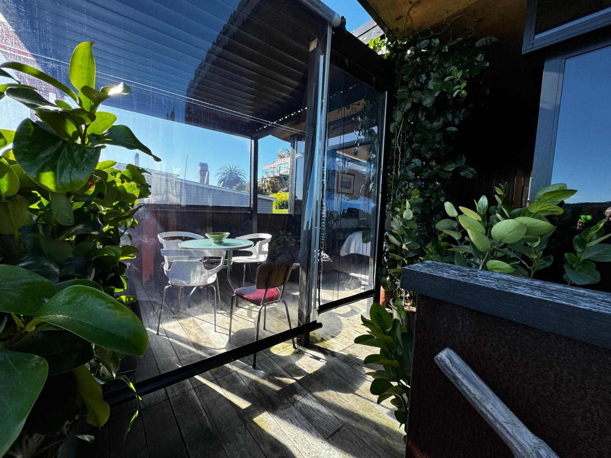 Studio With A View Raglan Exteriör bild